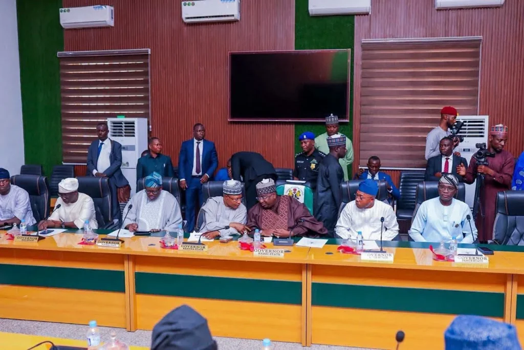 APC first-term governors hold closed-door meeting in Kebbi