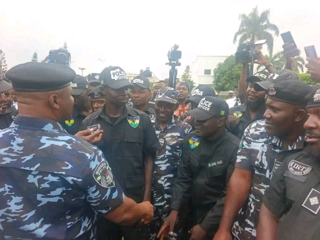Oyo school children rescue: IGP honours slain Inspector, commends officers
