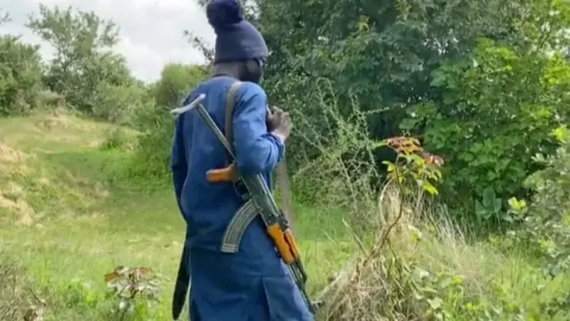 IG orders police to shoot anyone carrying illegal firearms